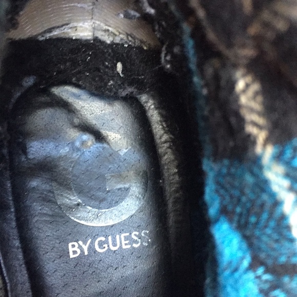 Black Guess Boots perfect for fall! - Picture 7 of 7